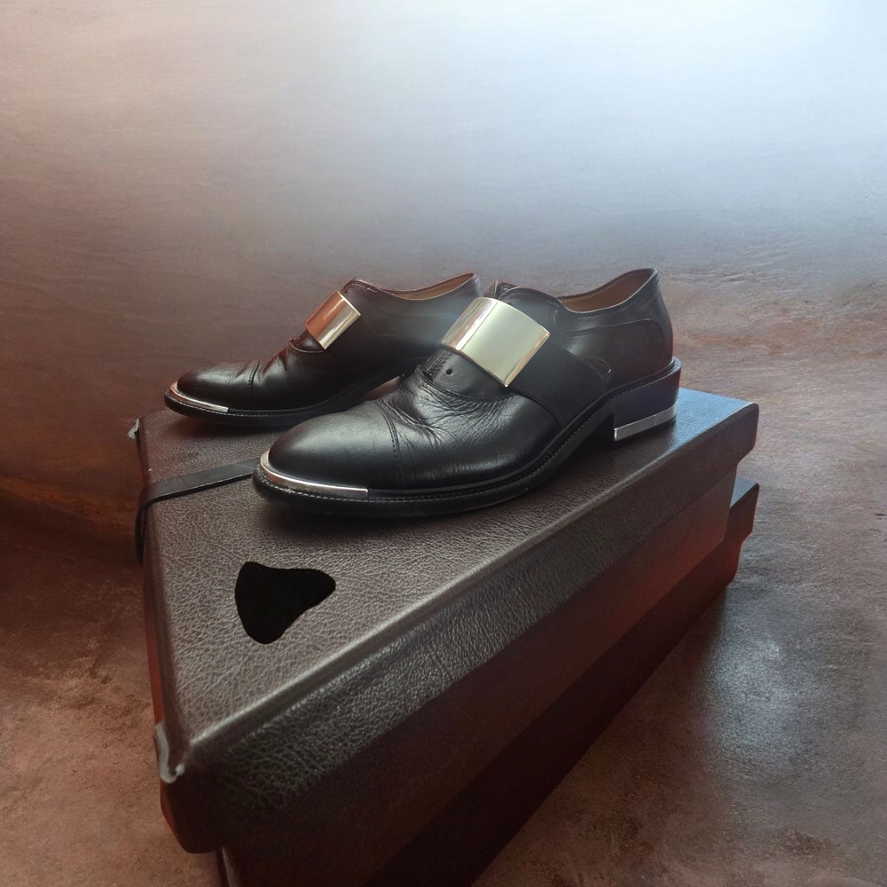 Barbara Bui Black Leather Loafers with Silver Detail